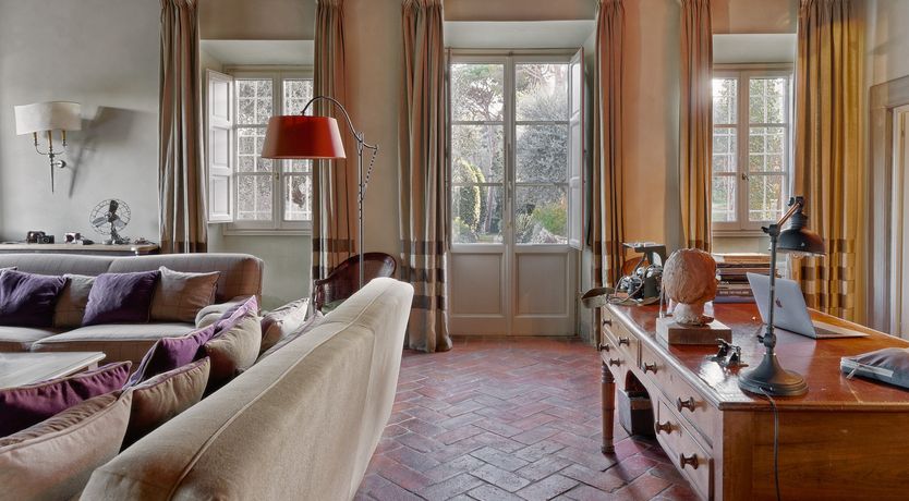 Photo of Rustic Avenue