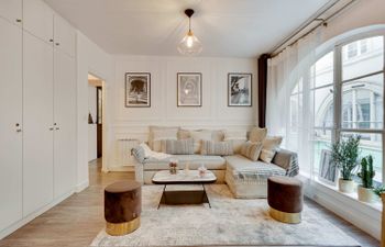 In the Passageway Holiday Home