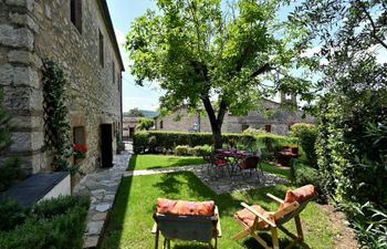 Vineyard Chateau Holiday Home