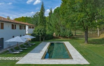 In the Tuscan Hills Holiday Home