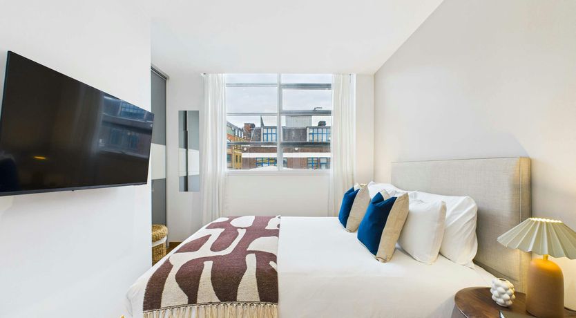 Photo of Midnight Hour