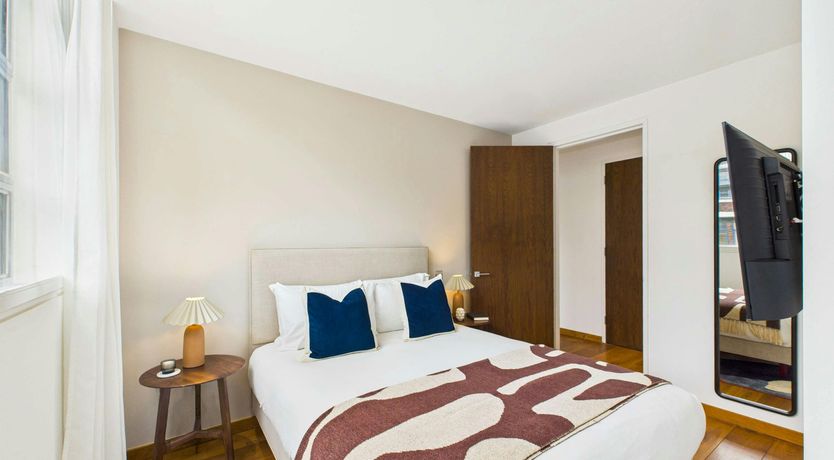 Photo of Midnight Hour