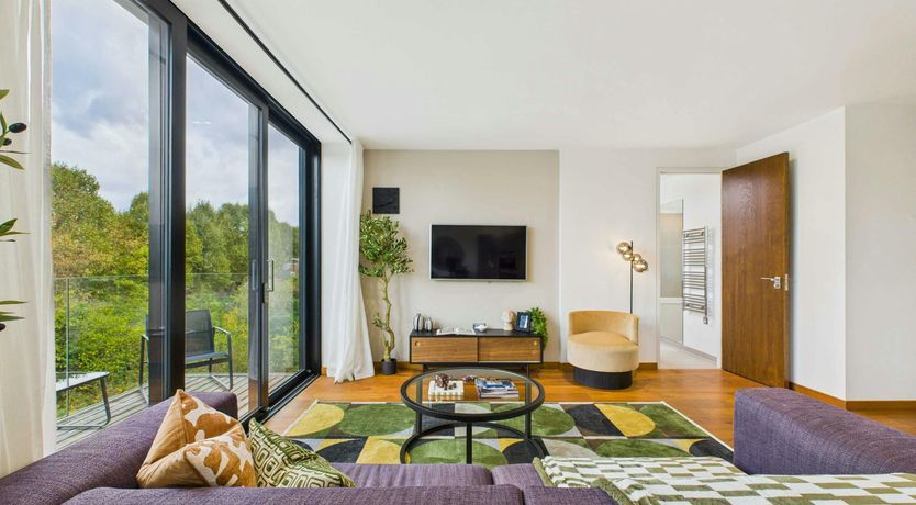 Photo of Midnight Hour