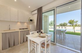 Photo of sky-blue-horizon