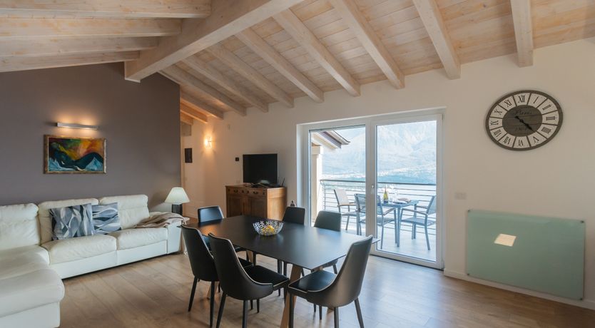 Photo of Lake & Timber