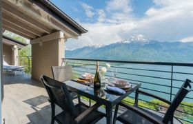 Photo of lake-timber