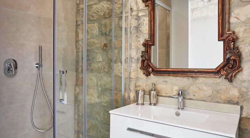 Photo of Hidden Pearl