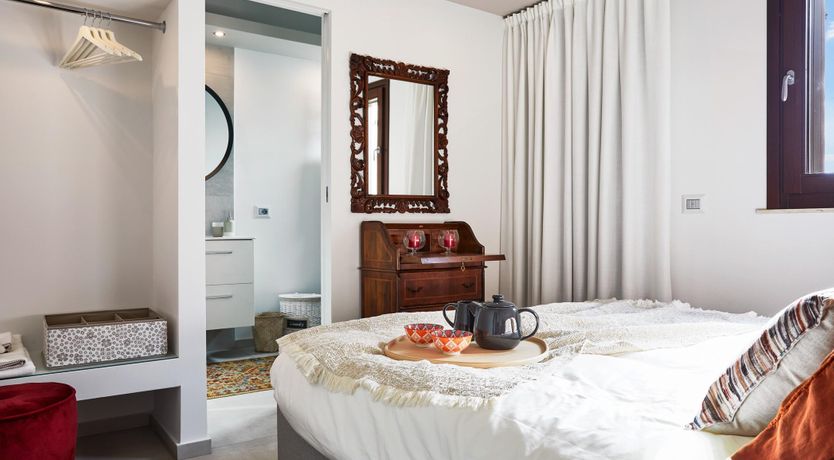 Photo of Hidden Pearl