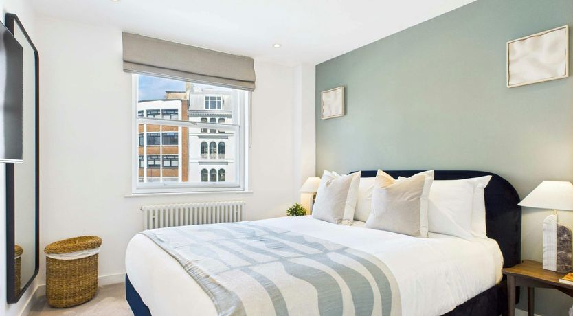 Photo of The Borough Arch