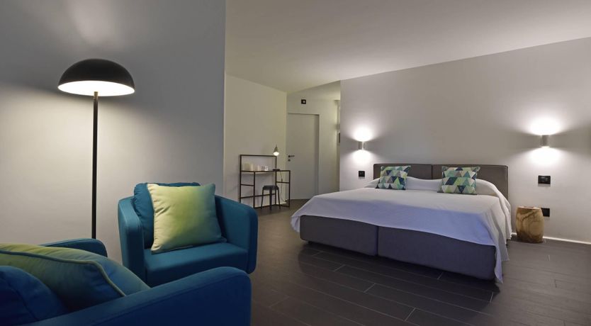 Photo of Emerald Jewel