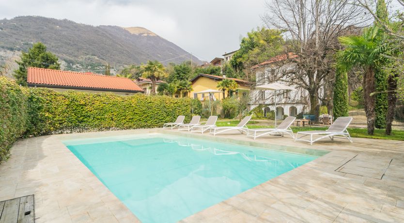 Photo of Lake Como Comfort