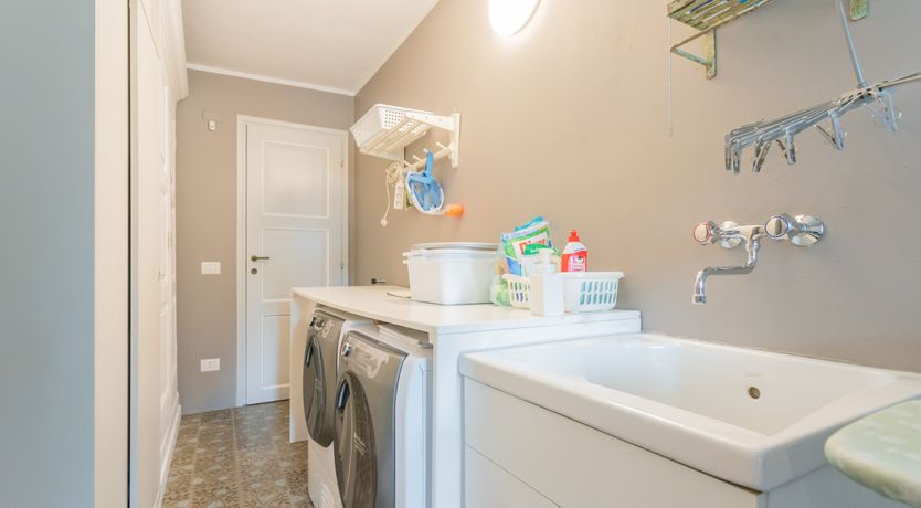 Photo of Lake Como Comfort