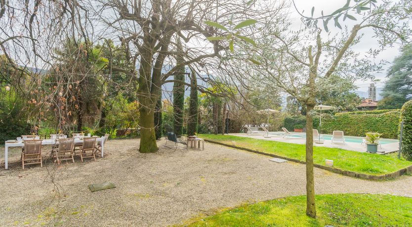 Photo of Lake Como Comfort