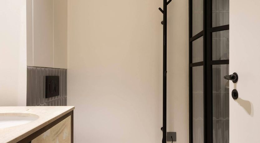 Photo of Parisian Getaway