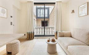 Photo of Parisian Getaway