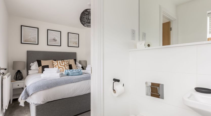 Photo of Sapphire Waves