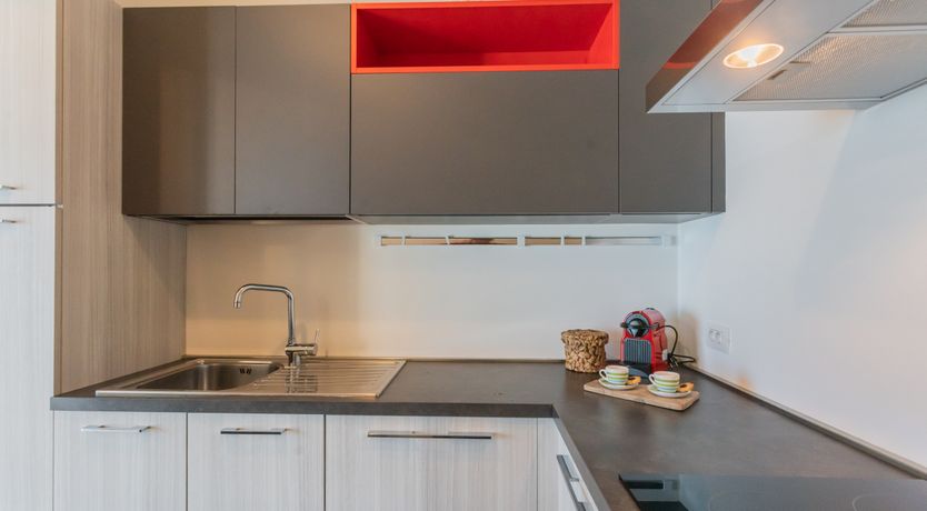 Photo of Lakeside Sunset