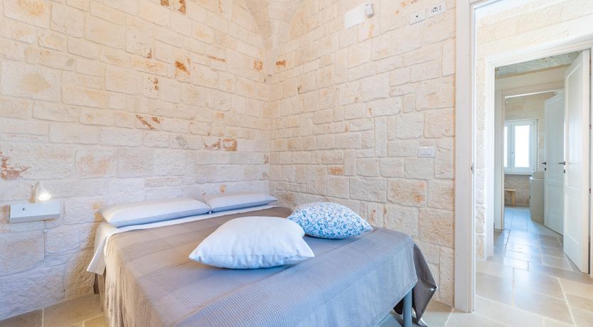 Photo of Olive Field