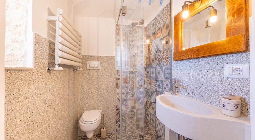 Photo of Olive Field