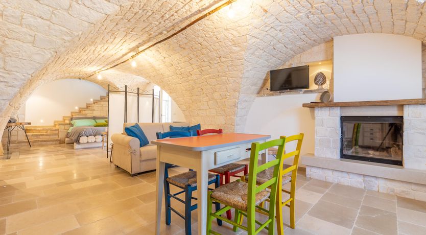 Photo of Olive Field