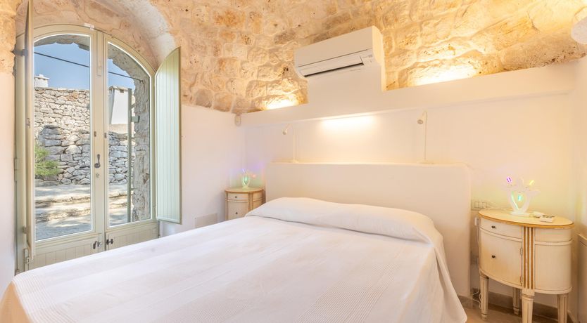 Photo of Antique Air