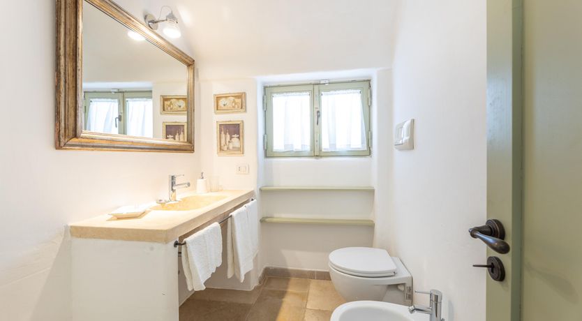 Photo of Antique Air