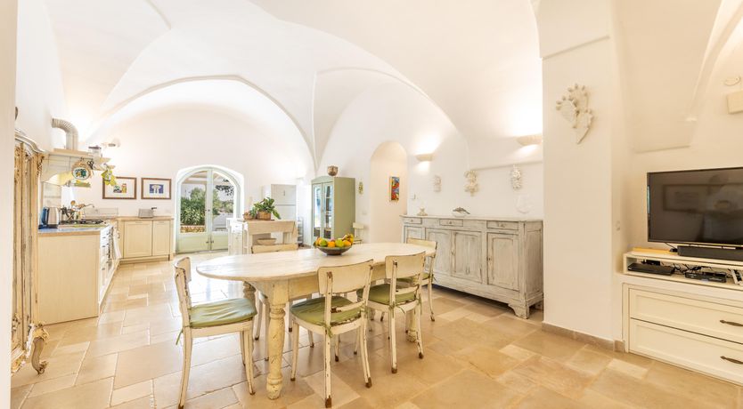 Photo of Antique Air