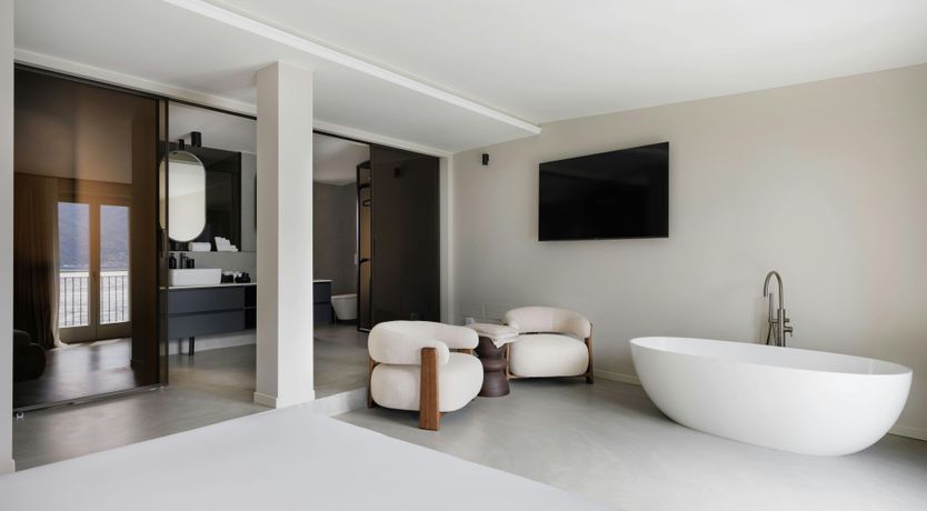 Photo of On Como's Shores