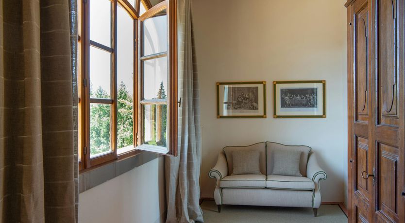 Photo of Sunny Tuscan Garden