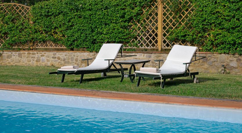 Photo of Sunny Tuscan Garden