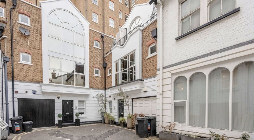 Photo of Marble Arch Hideaway