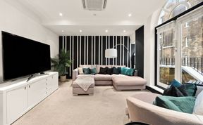 Photo of Marble Arch Hideaway