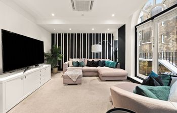 Marble Arch Hideaway Holiday Home