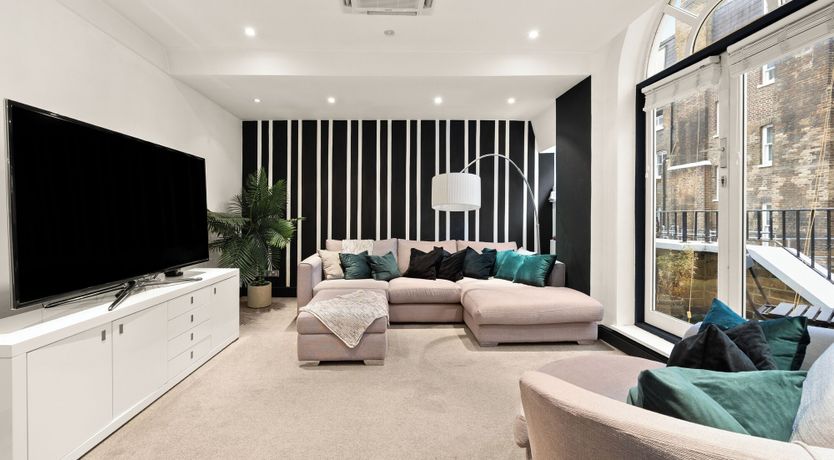 Photo of Marble Arch Hideaway