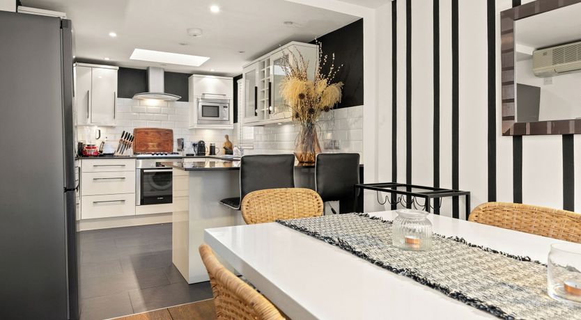 Photo of Marble Arch Hideaway