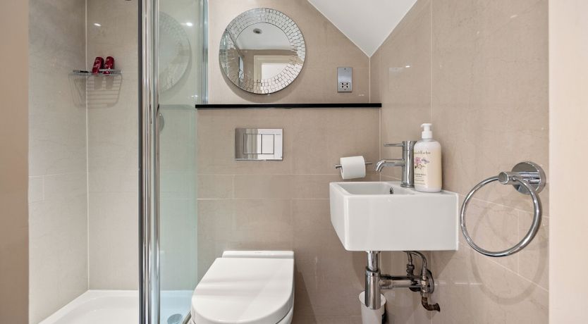 Photo of Marble Arch Hideaway