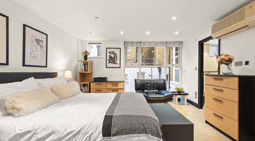 Photo of Marble Arch Hideaway