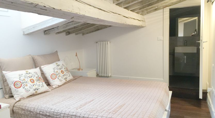 Photo of Venus' Rest