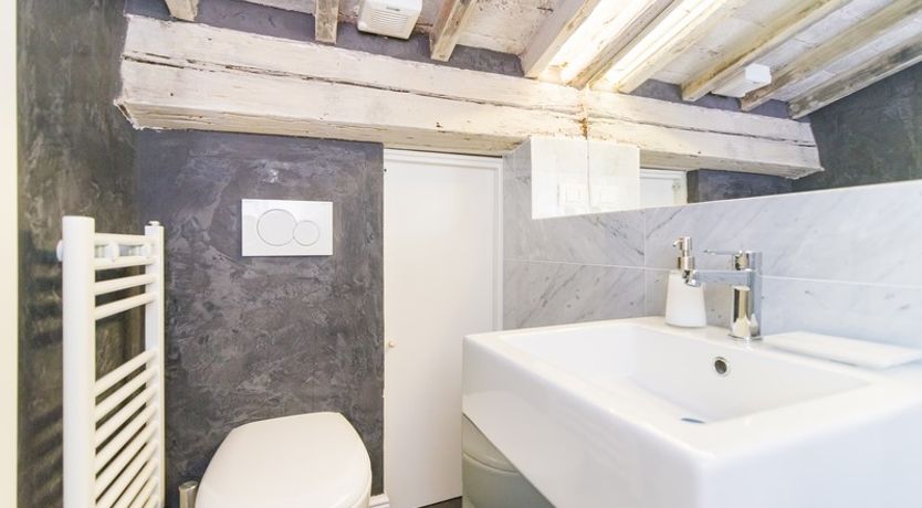 Photo of Venus' Rest