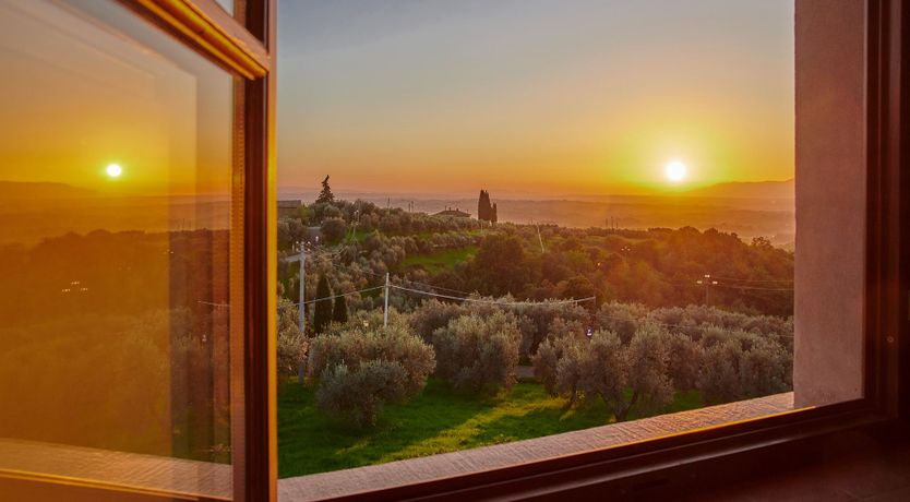 Photo of Leonardo's Place