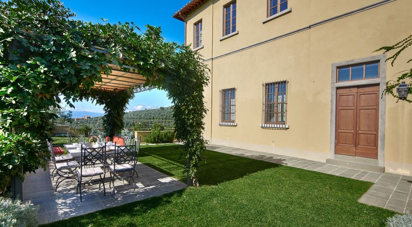 Photo of Leonardo's Place