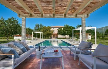 Villa Dreams Holiday Home