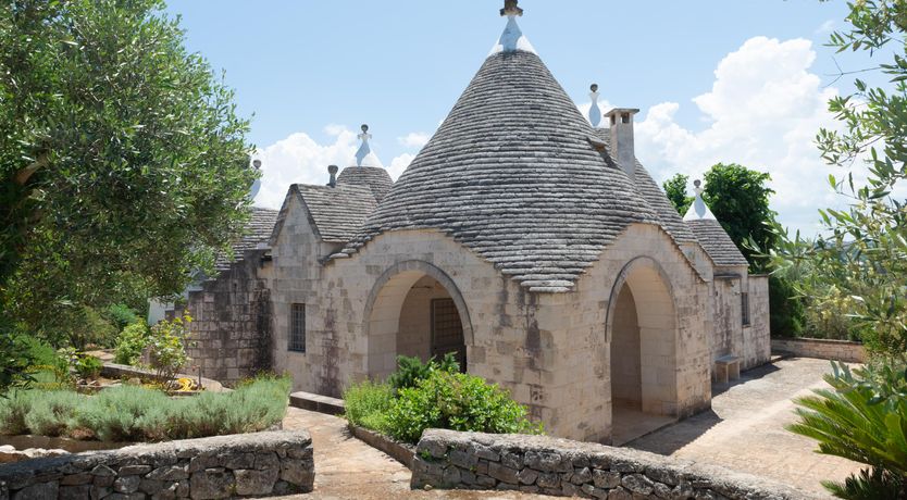 Photo of Alabaster Charm