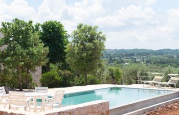 Alabaster Charm Holiday Home