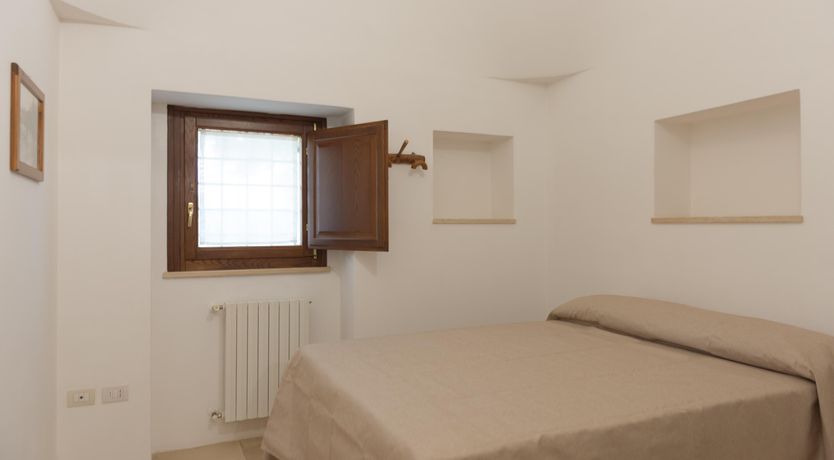 Photo of Alabaster Charm