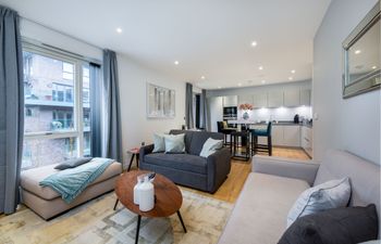 The City's Song Holiday Home