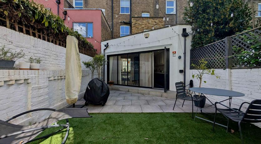 Photo of A Park Avenue