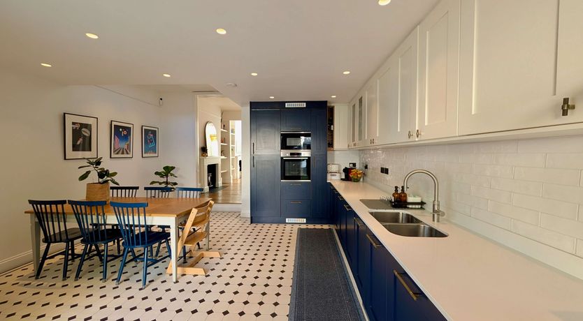 Photo of A Park Avenue