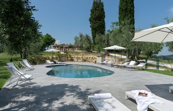 Tuscan Country Escape Holiday Home