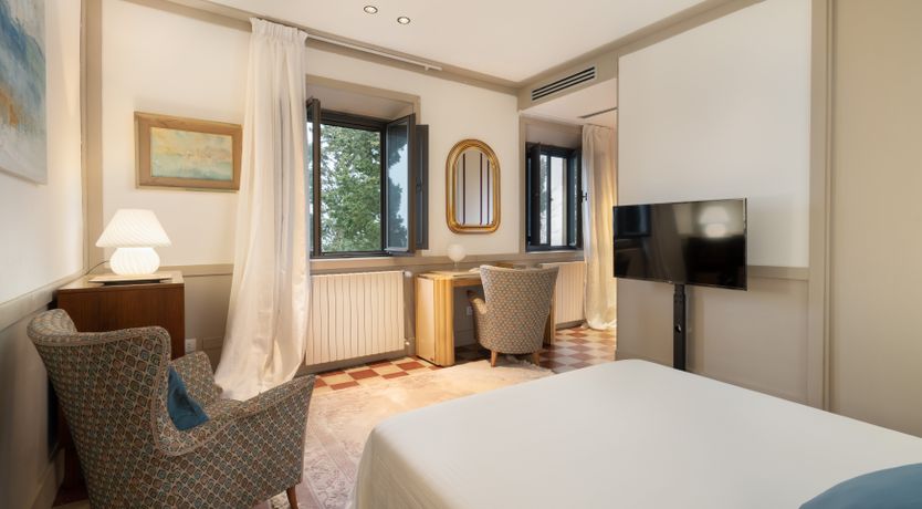 Photo of Tuscan Country Escape